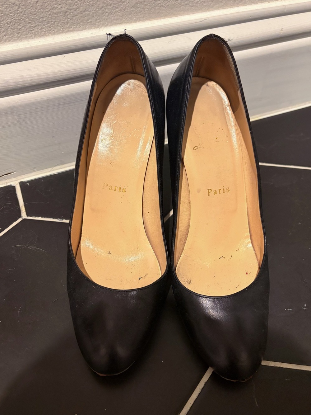 Christian Louboutin Black Leather Pumps Size 38 (Read Description)